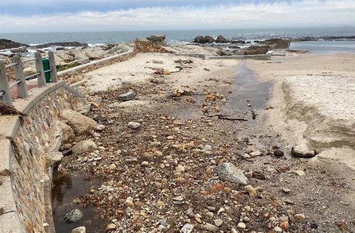 Tidal pool maintenance begins
