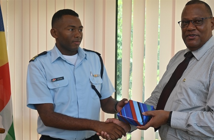 Hydrographic maps to improve data sharing