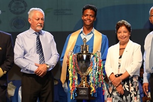 Celebrating maritime graduations
