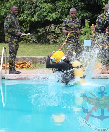 Basic diving course boosts navy capacity