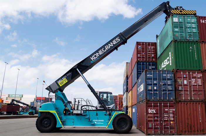 Reach stackers are revolutionising container handling processes