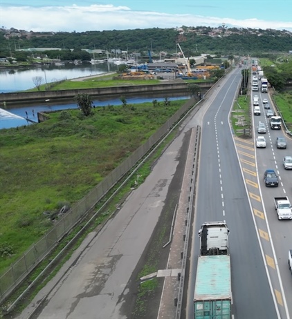 Facilitating cargo movement