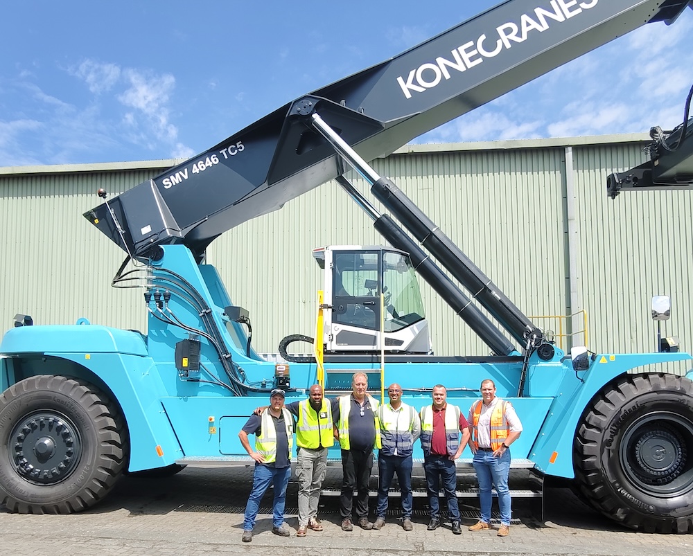 Massive delivery boosts container handling