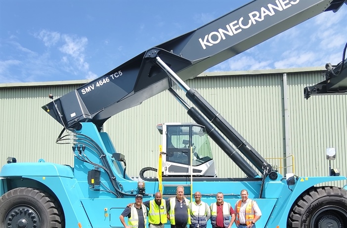 Massive delivery boosts container handling