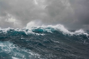 Responding to risk of fishing vessel wreck