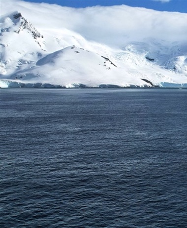 Scientists raise alarm on early fisheries closure