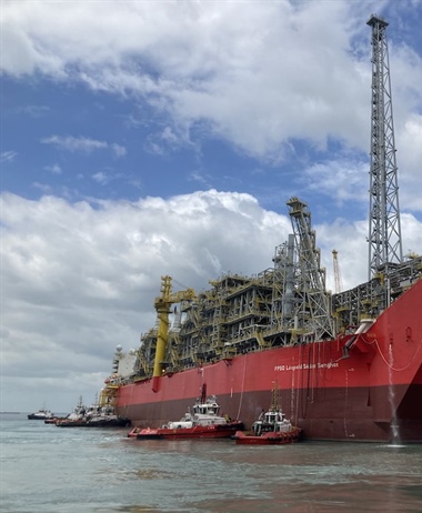 FPSO arrives in Senegal