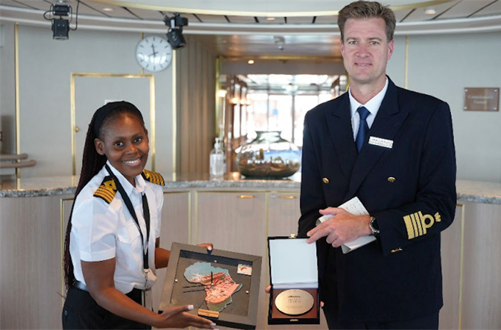 Saldanha attracts first cruise vessel