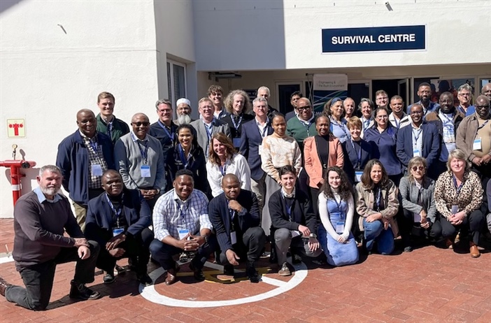 Plotting the survival of maritime training