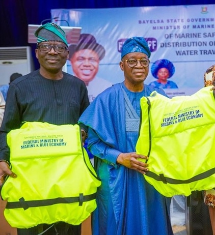 Distributing 42,000 lifejackets for inland water safety